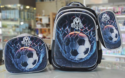 ست سهتکه مدرسه طرح Soccer شامل کوله پشتی، کیف غذا و جامدادی